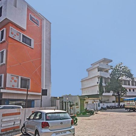 Townhouse 700 Hotel Krishna. Nagpur Esterno foto